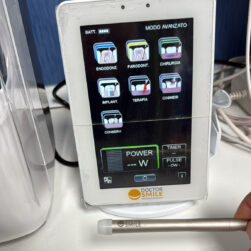 studiodentisticodambrosio_igiene-profilassi-laser-diodi-03